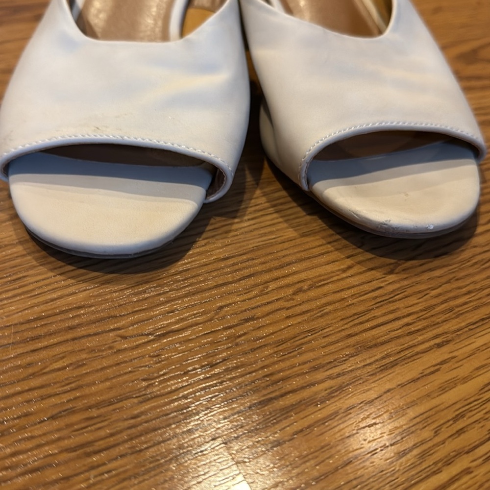 Universal Thread Heeled Mules - Picture 6 of 10